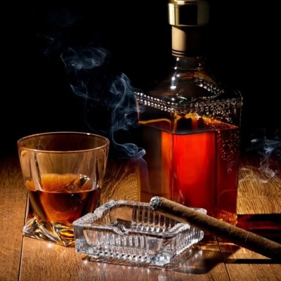 茄与酒-雪茄配酒，天长地久